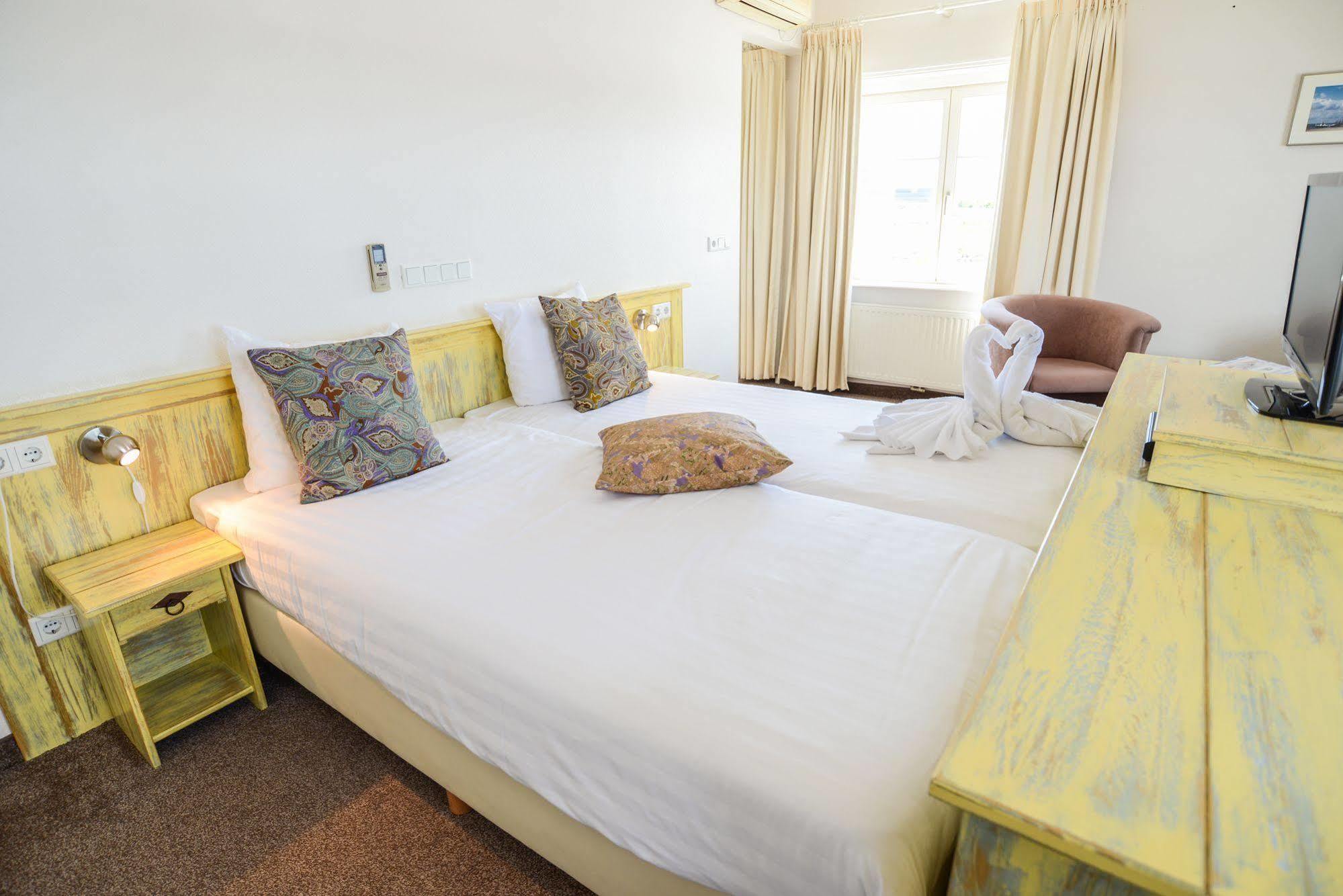 Havenhotel At Sea Texel 3*